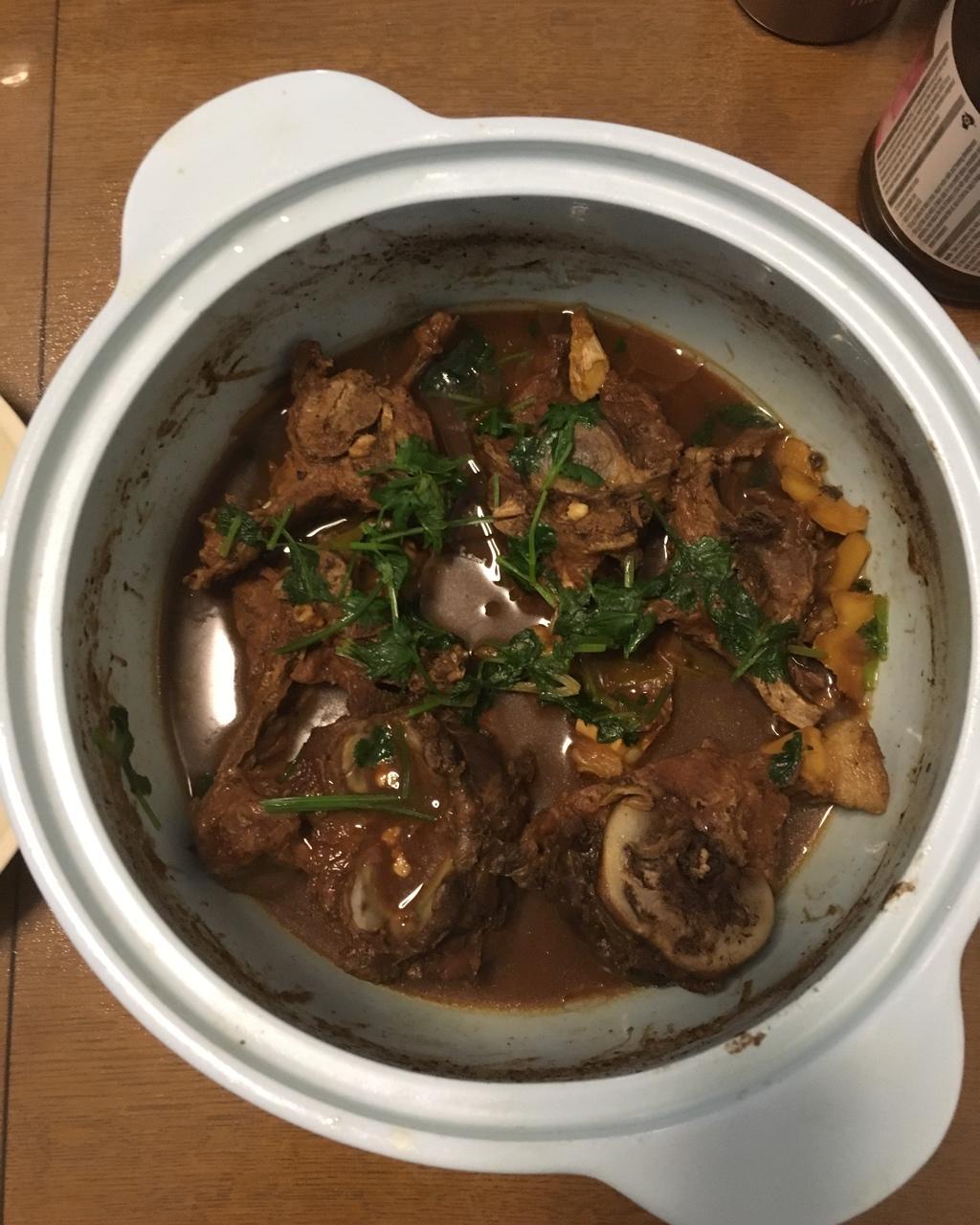 炖羊蝎子