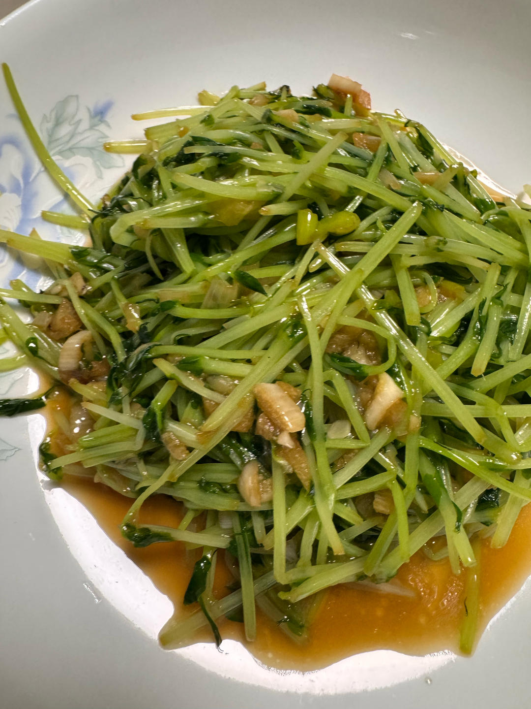 快手菜清炒豆苗，太简单省事了