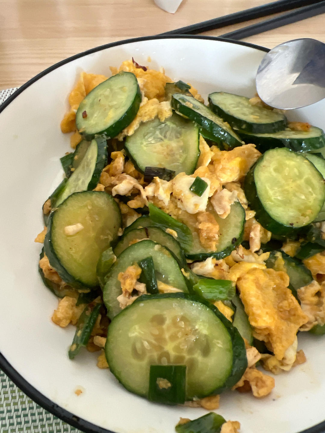 黄瓜炒鸡蛋 （青瓜炒鸡蛋）
