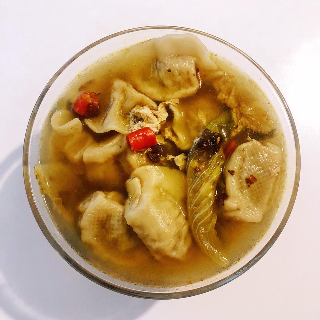 酸汤饺子