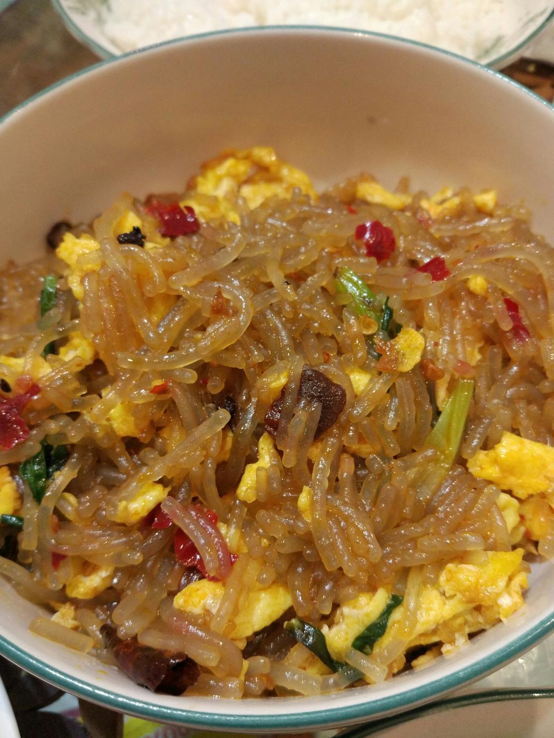 家常粉丝鸡蛋