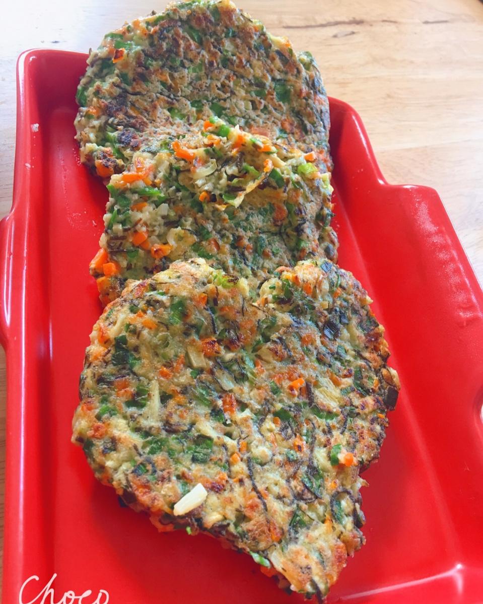 简单好吃蔬菜豆腐饼