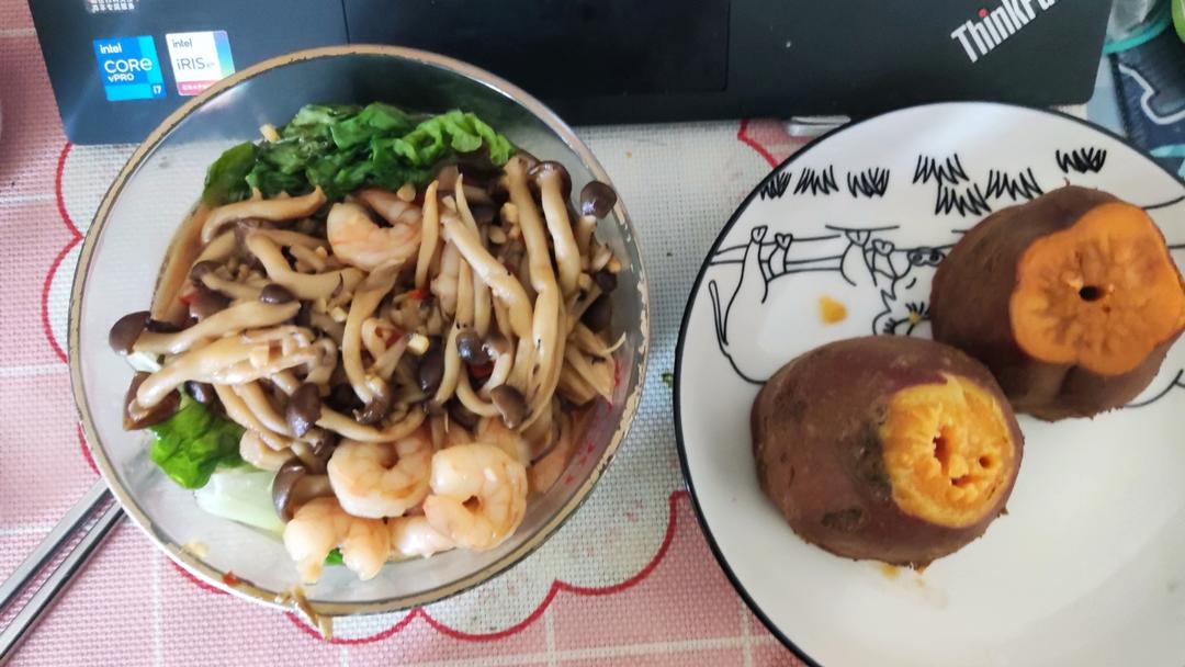 蚝油蟹味菇西生菜