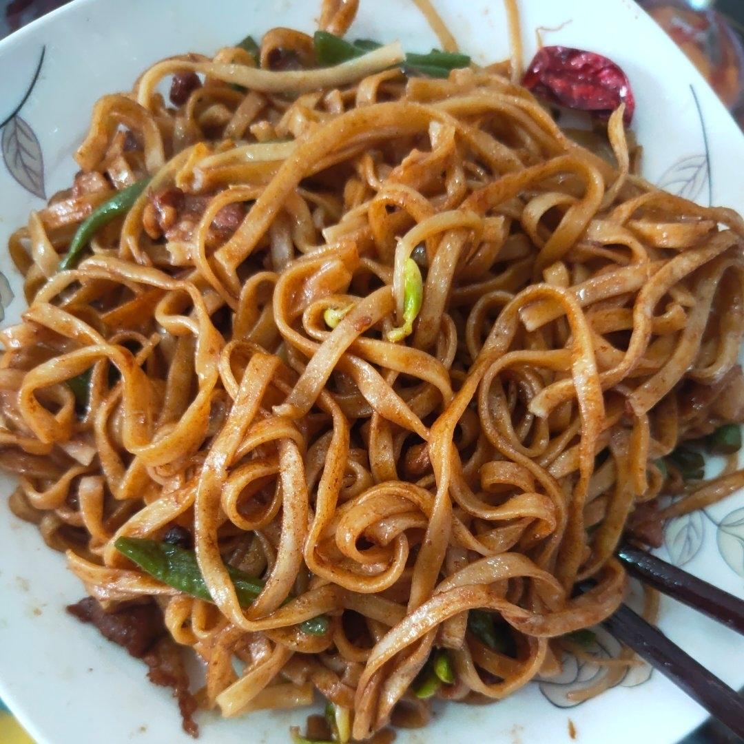 豆角焖面