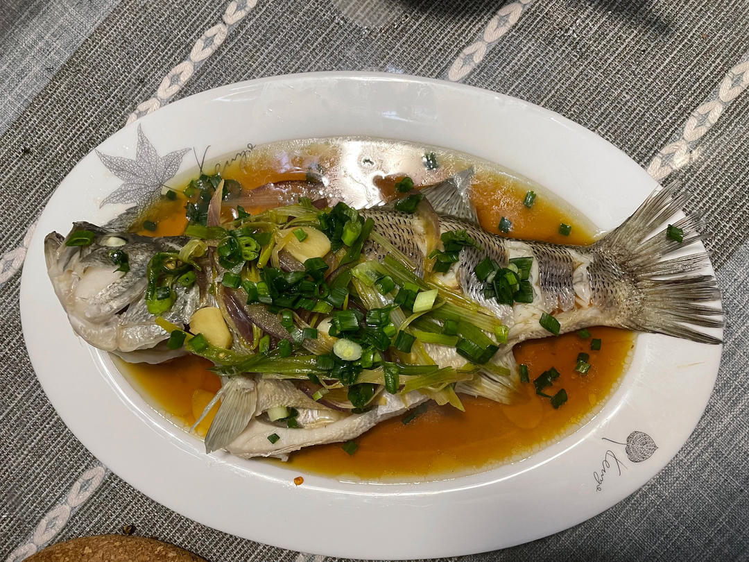 清蒸鲈鱼