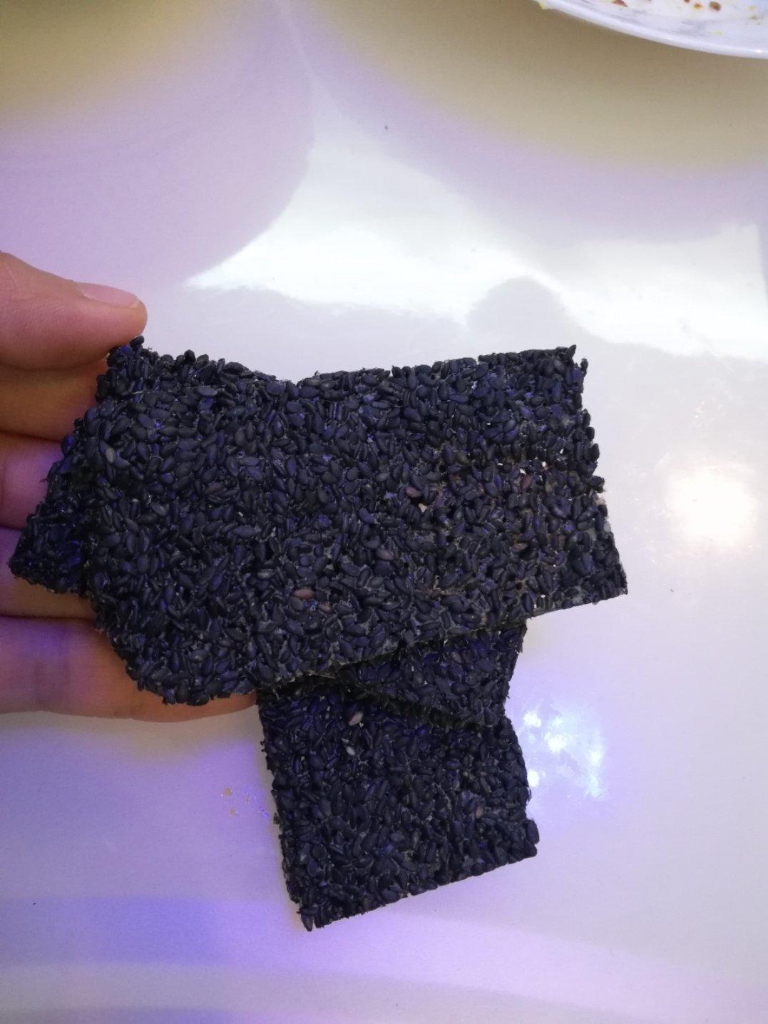 健康黑芝麻薄饼（仅需三步）