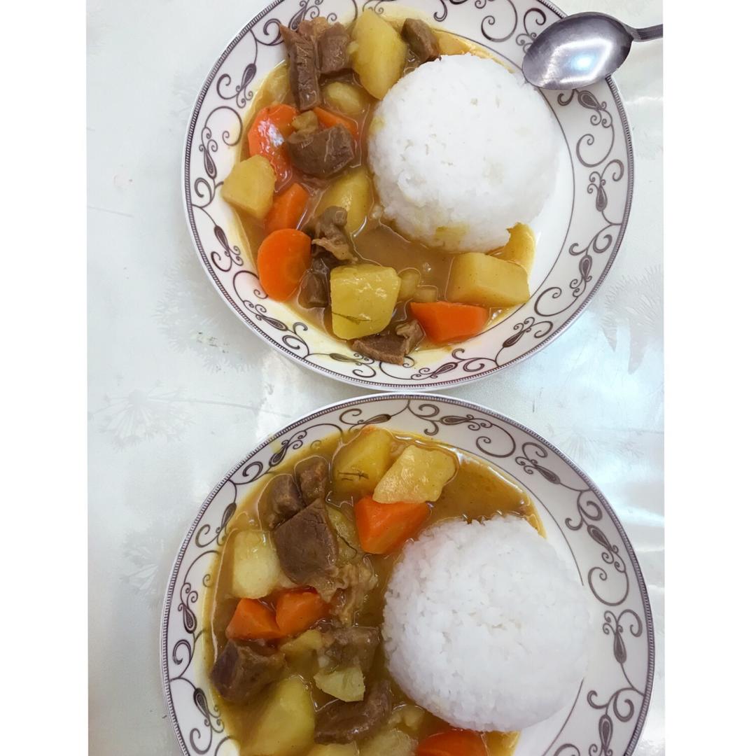 咖喱牛肉饭