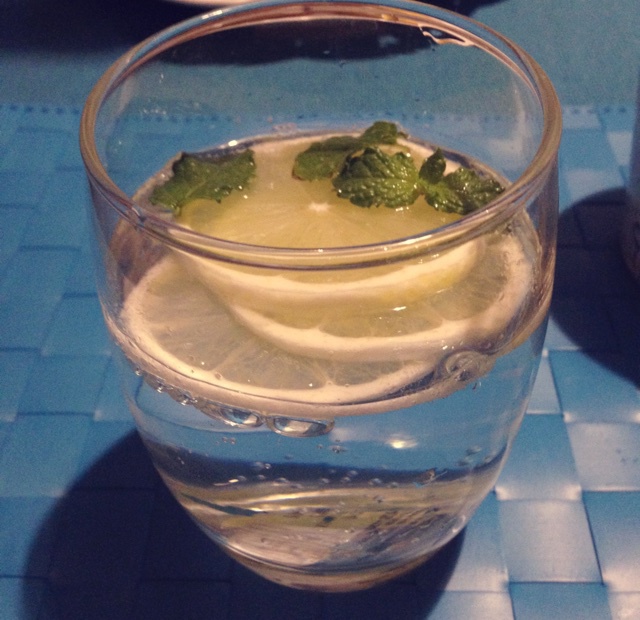 薄荷柠檬苏打汽水