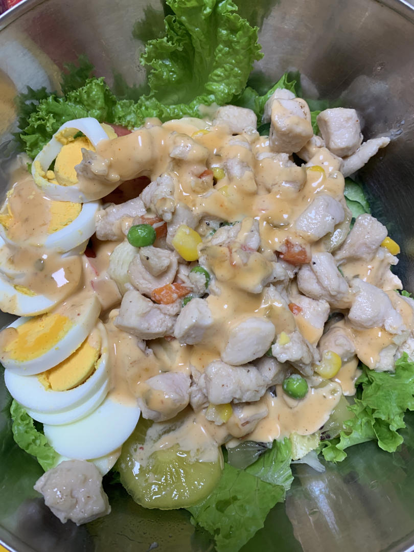 鸡肉蔬菜沙拉
