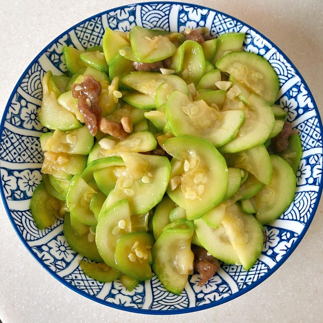 今天炒什么菜啊做的西葫芦炒肉