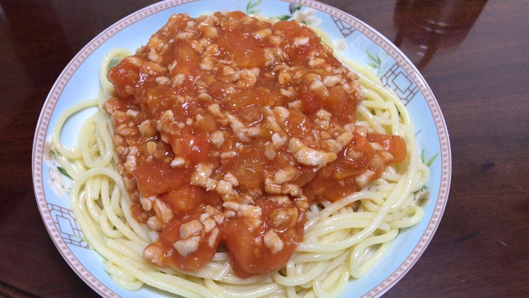 番茄肉酱意大利面