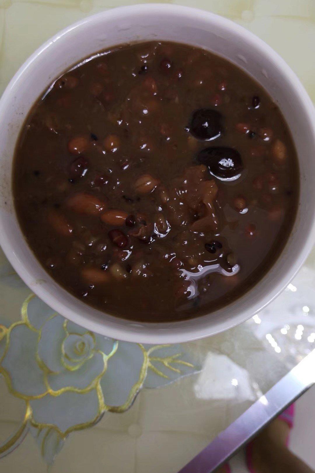 纯牛奶不纯做的红豆八宝粥