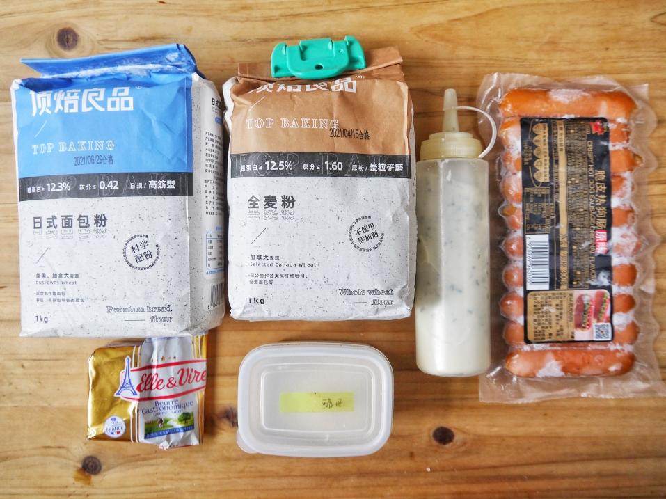 纯奶手撕吐司的做法 步骤1