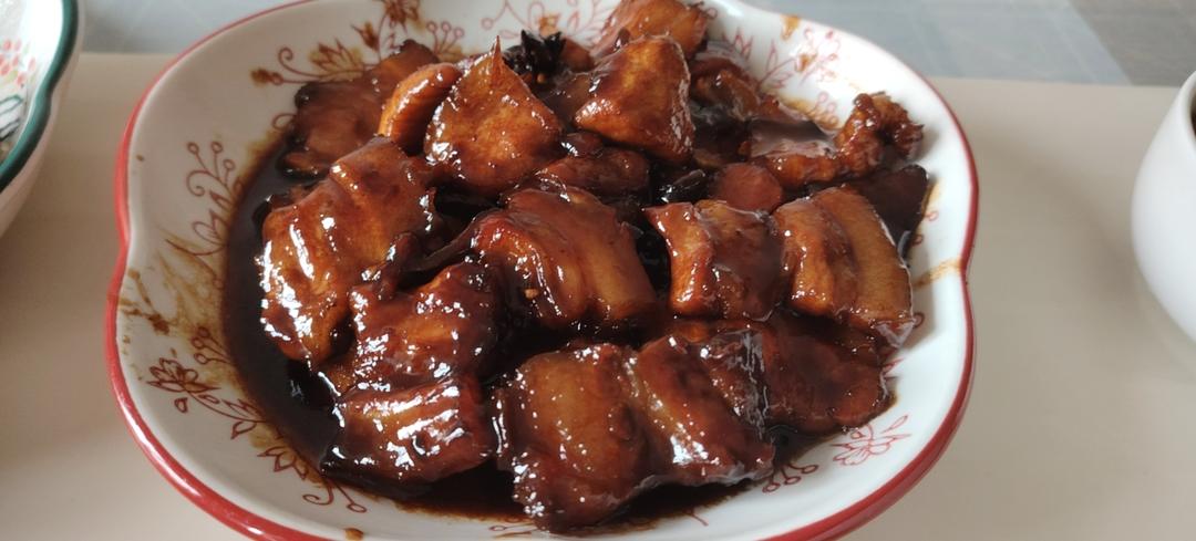 家常版的红烧肉（一点都不腻，软，糯)