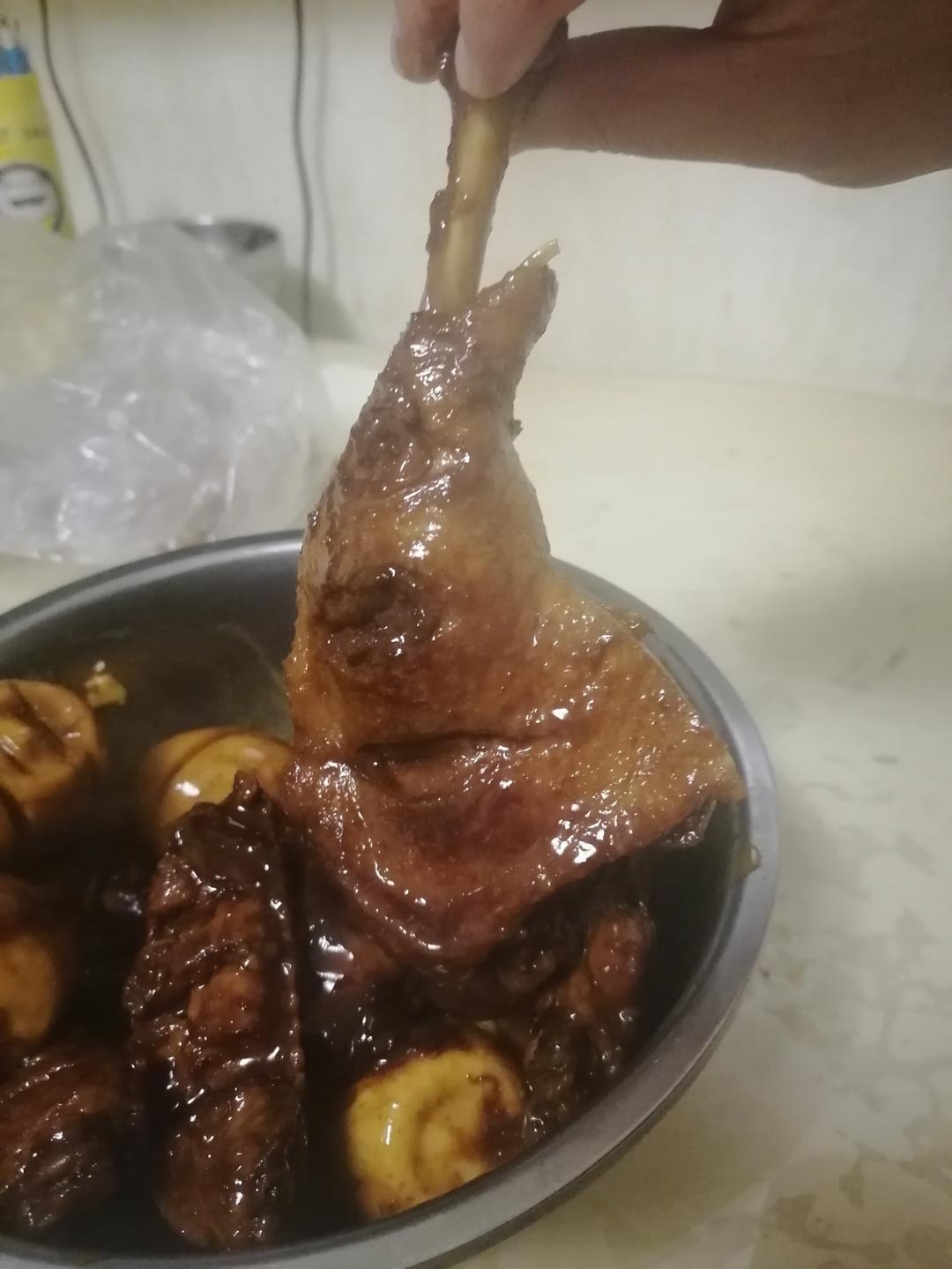 酱香鸭腿(舔手指的那种)