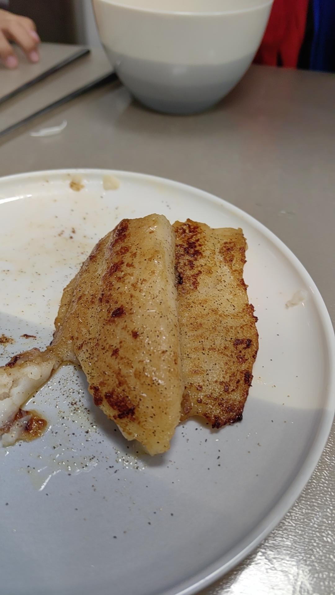 香煎巴沙鱼（龙利鱼）