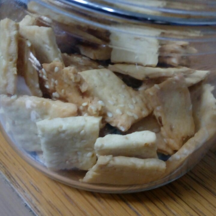黑芝麻咸香饼干