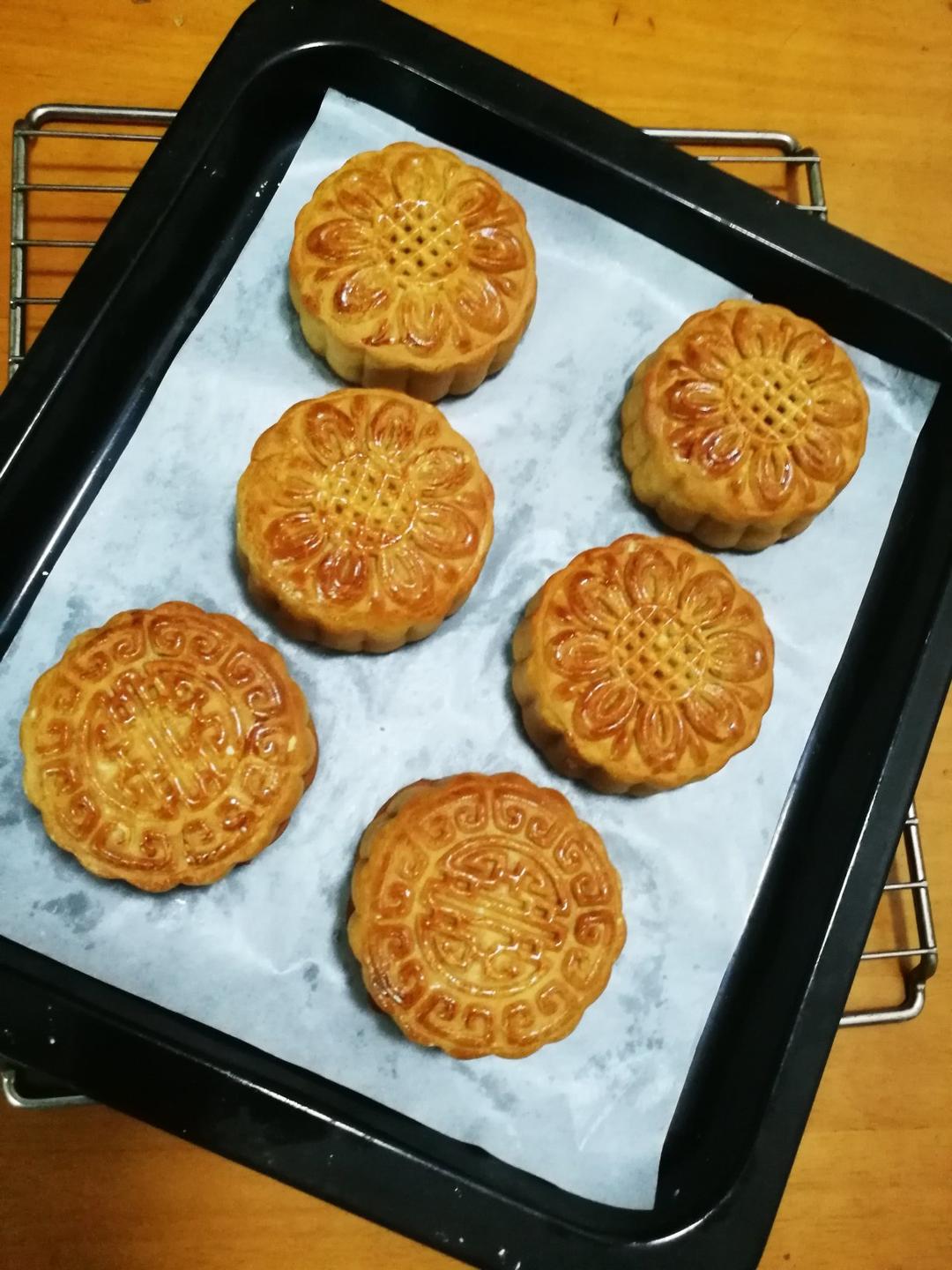 广式月饼~150克蛋黄白莲蓉/170克双黄
