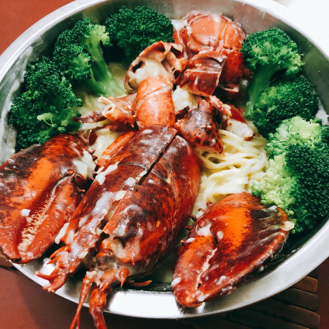 芝士波士顿龙虾配伊面（非烤箱版）