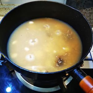 一碗软糯浓稠的八宝粥的做法 步骤7