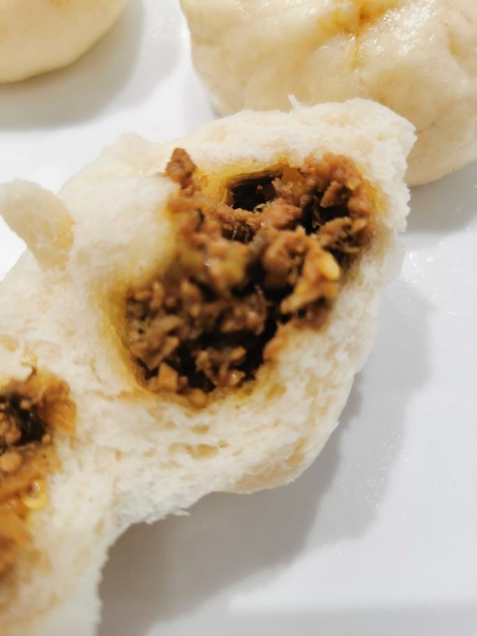 小美版梅干菜包子的做法