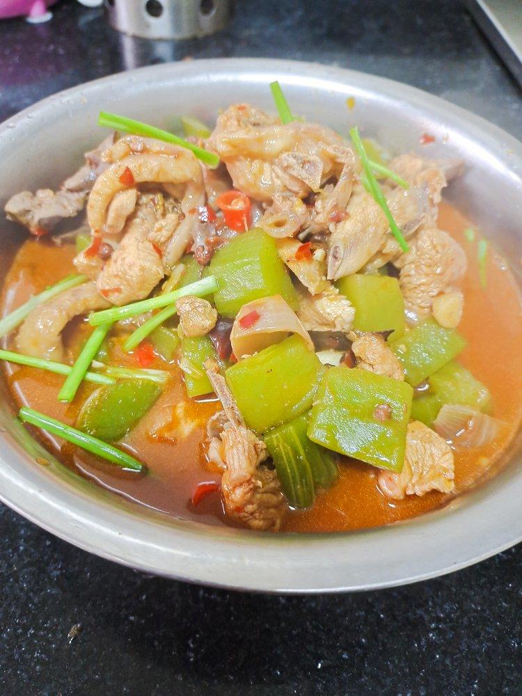 红烧鸡肉莴笋