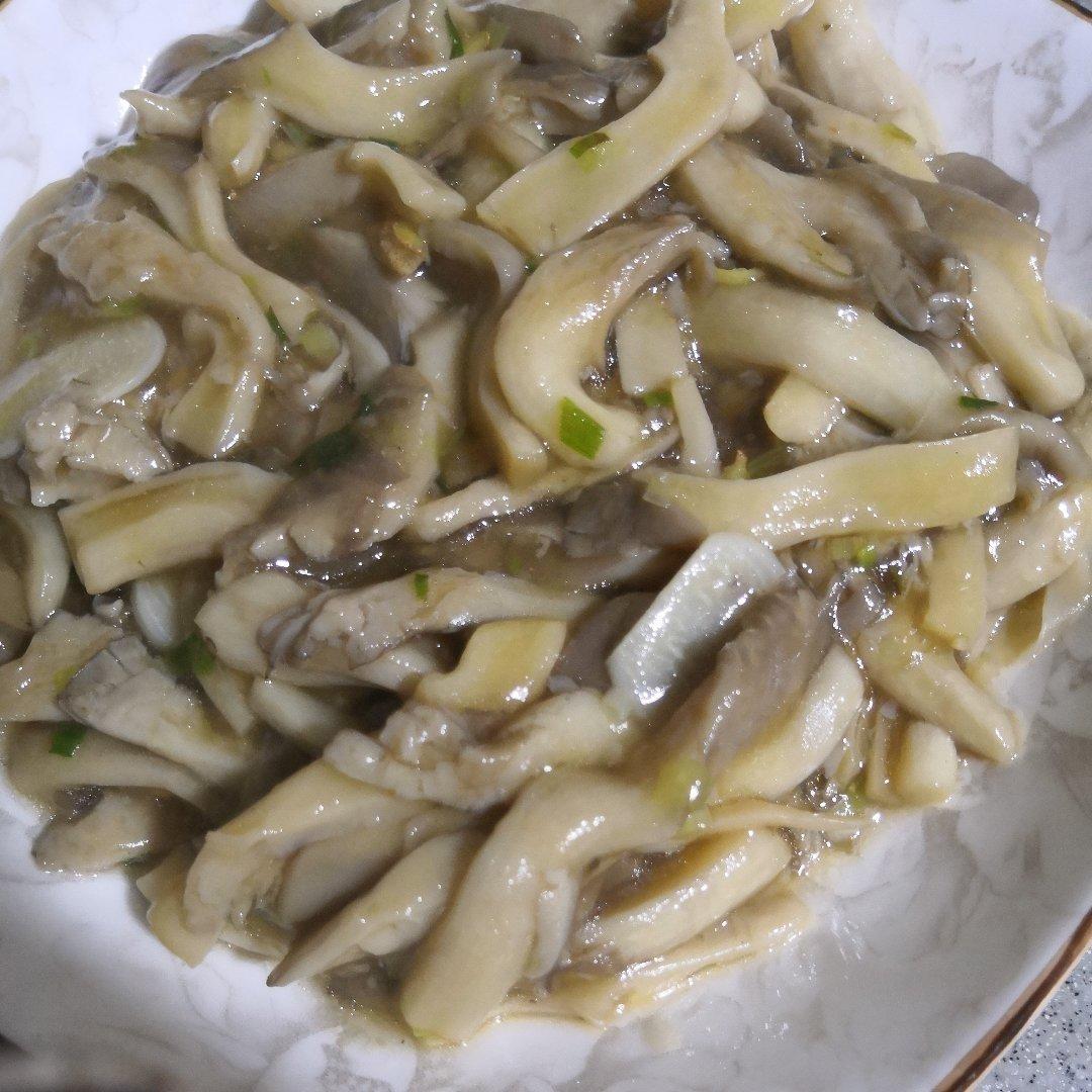 蚝油焖平菇