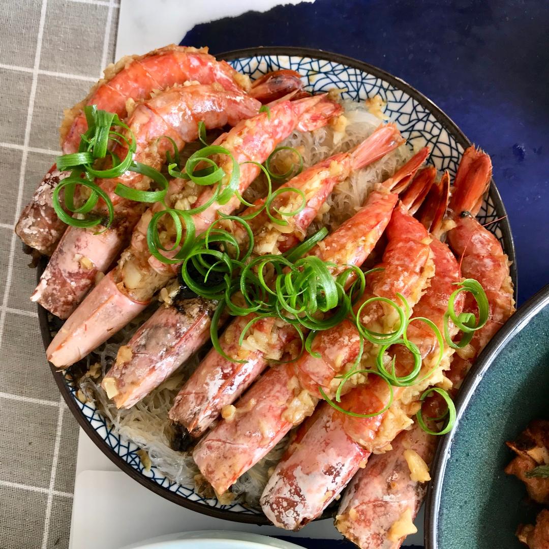 蒜蓉粉丝蒸大虾
