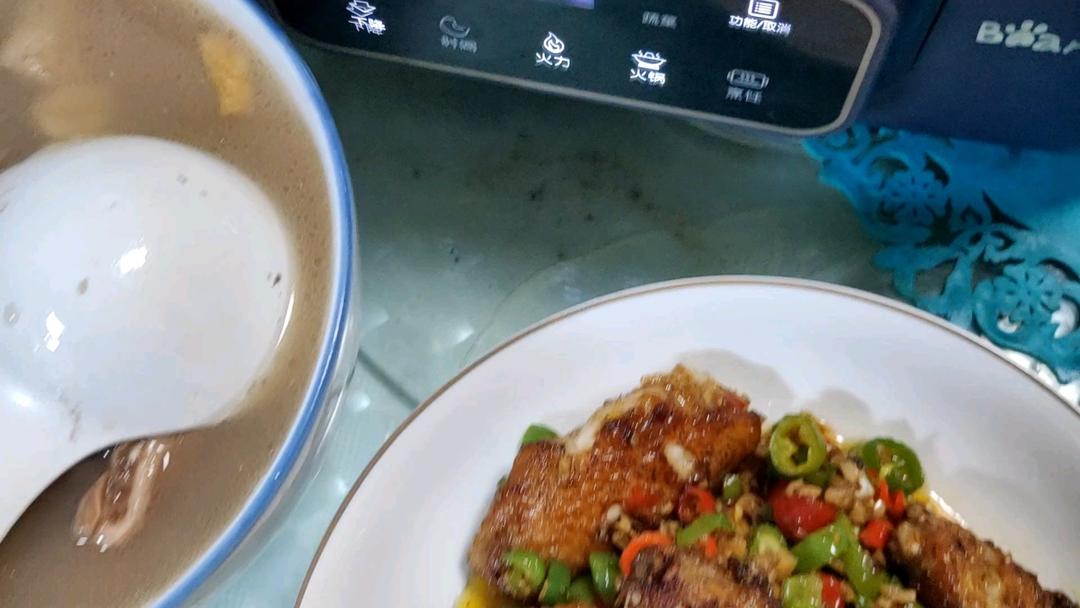 蒜香鸡翅，这才是鸡翅最好吃的做法