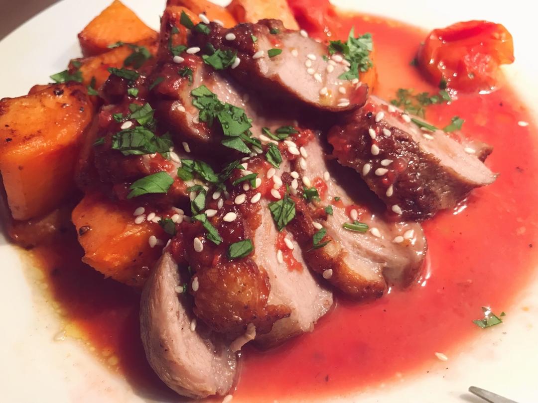 【视频】香煎鸭胸配橙子酱——安利皇后锅