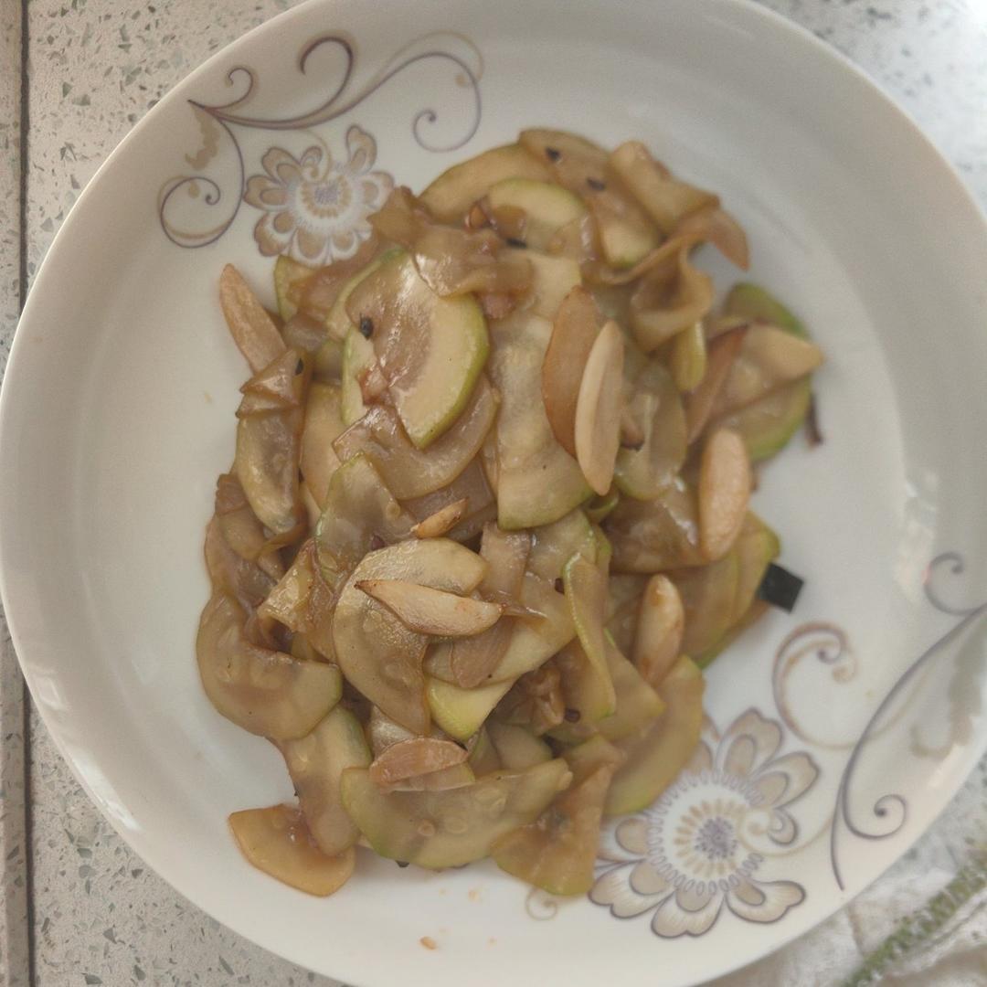 零基础也能做好的素炒三月瓜