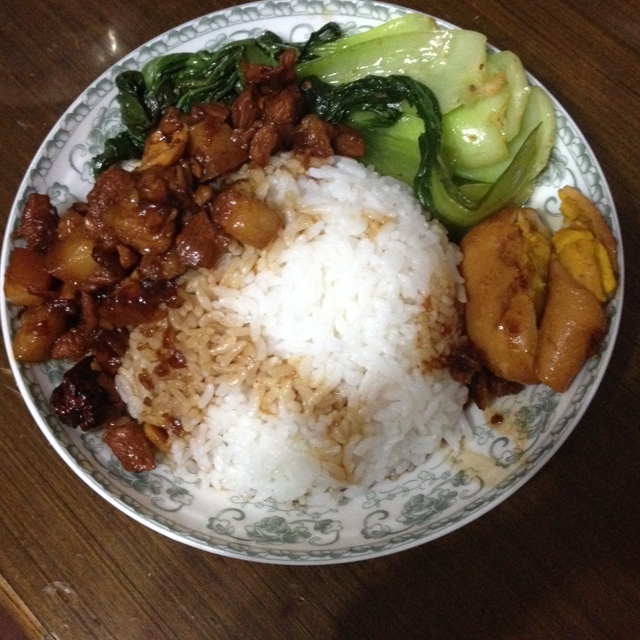 台式卤肉饭
