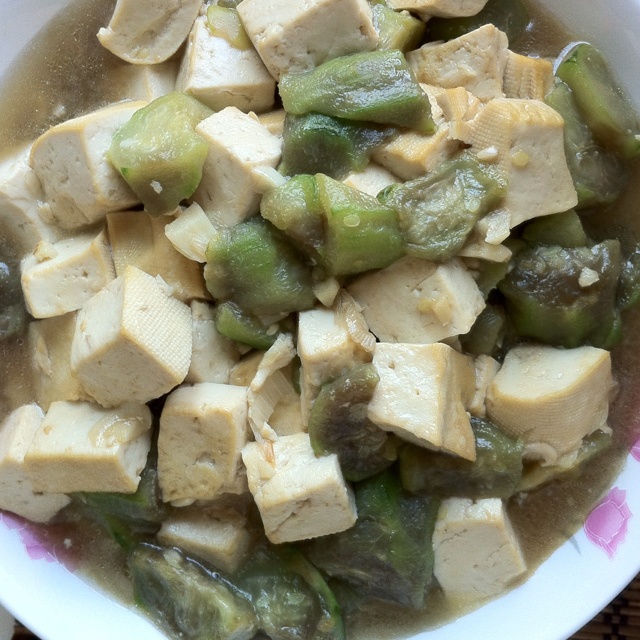 丝瓜焖豆腐
