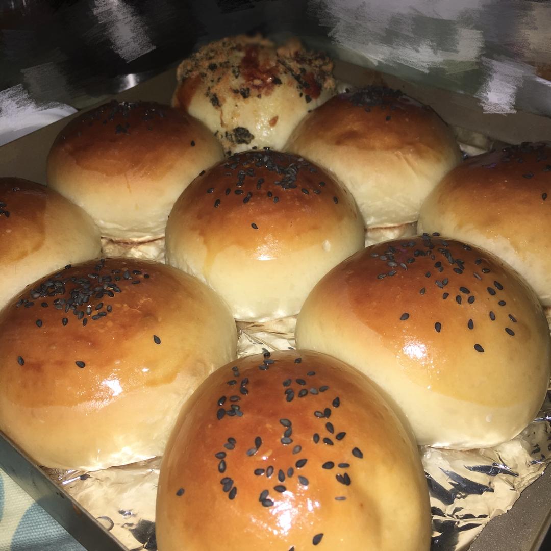 柔软的汉堡胚