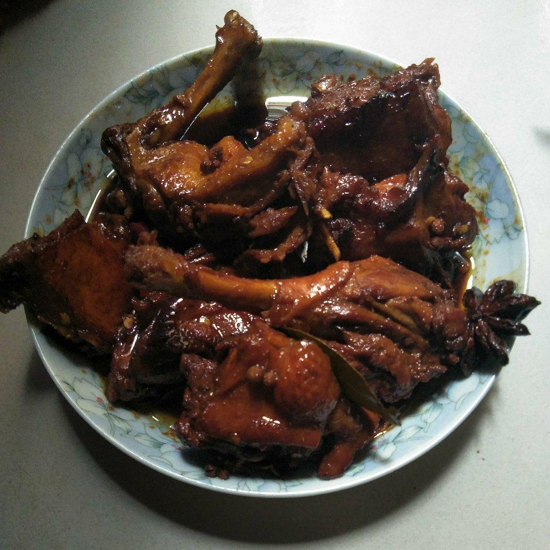 卤鸭边腿