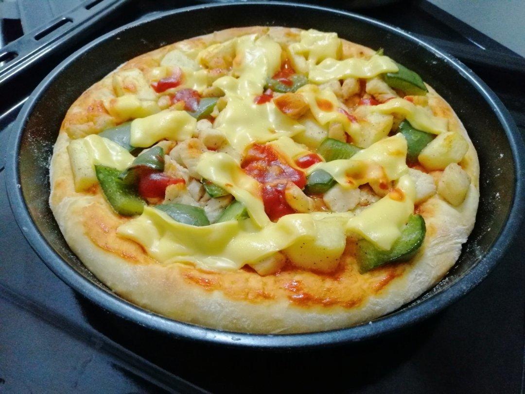 黑椒鸡肉蔬菜披萨