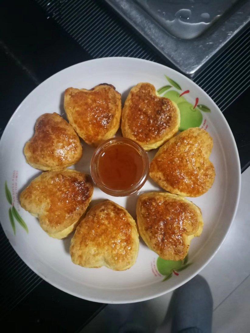 【视频】3分钟 奶油司康Scone(可能是世界上最快手的司康) 消耗淡奶油～
