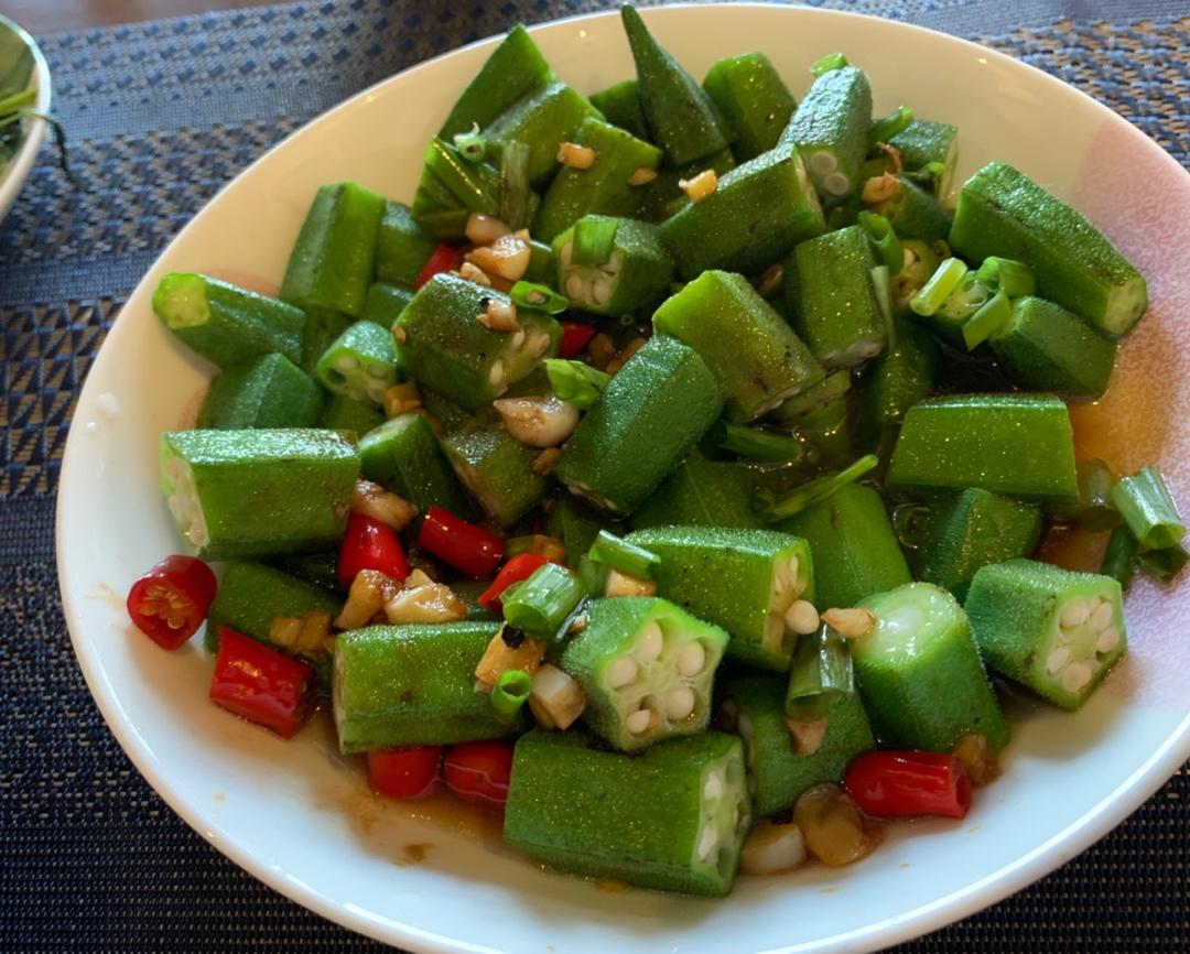 开胃菜凉拌秋葵