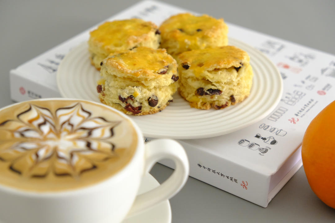 完美裂纹～百分百成功的超好吃奶香司康（禁止搬运）