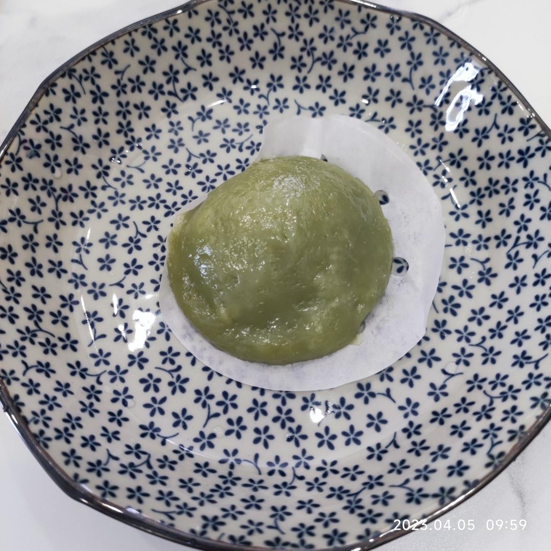 清明必吃的艾草青团