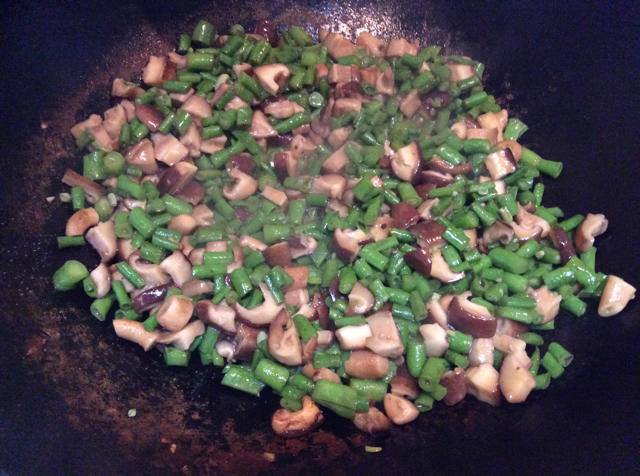 香菇豆角