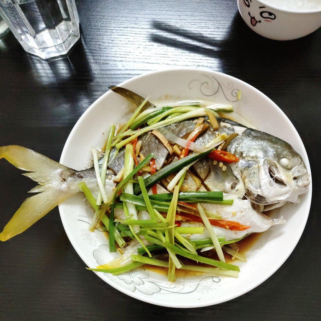 大爷常来玩呀做的清蒸枪鱼