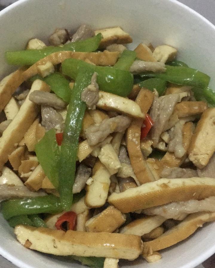 青椒豆干炒肉丝