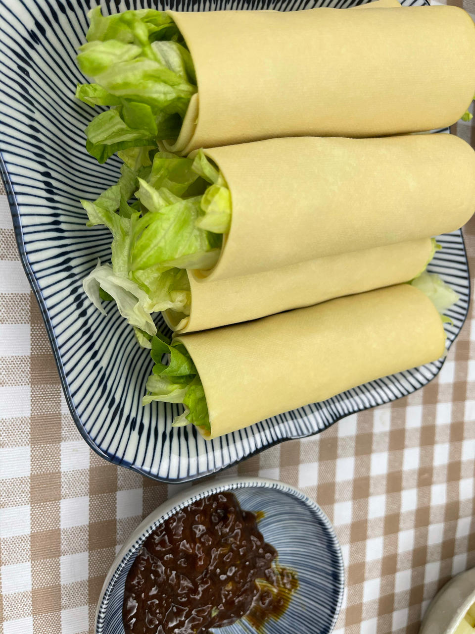 生菜豆皮卷