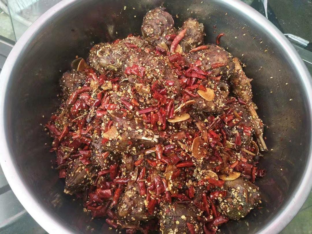 成都麻辣兔头