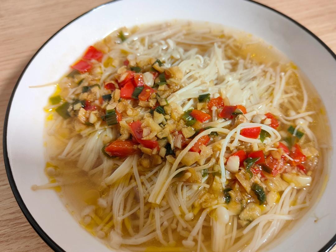 超级下饭的蒜蓉金针菇！好吃到爆