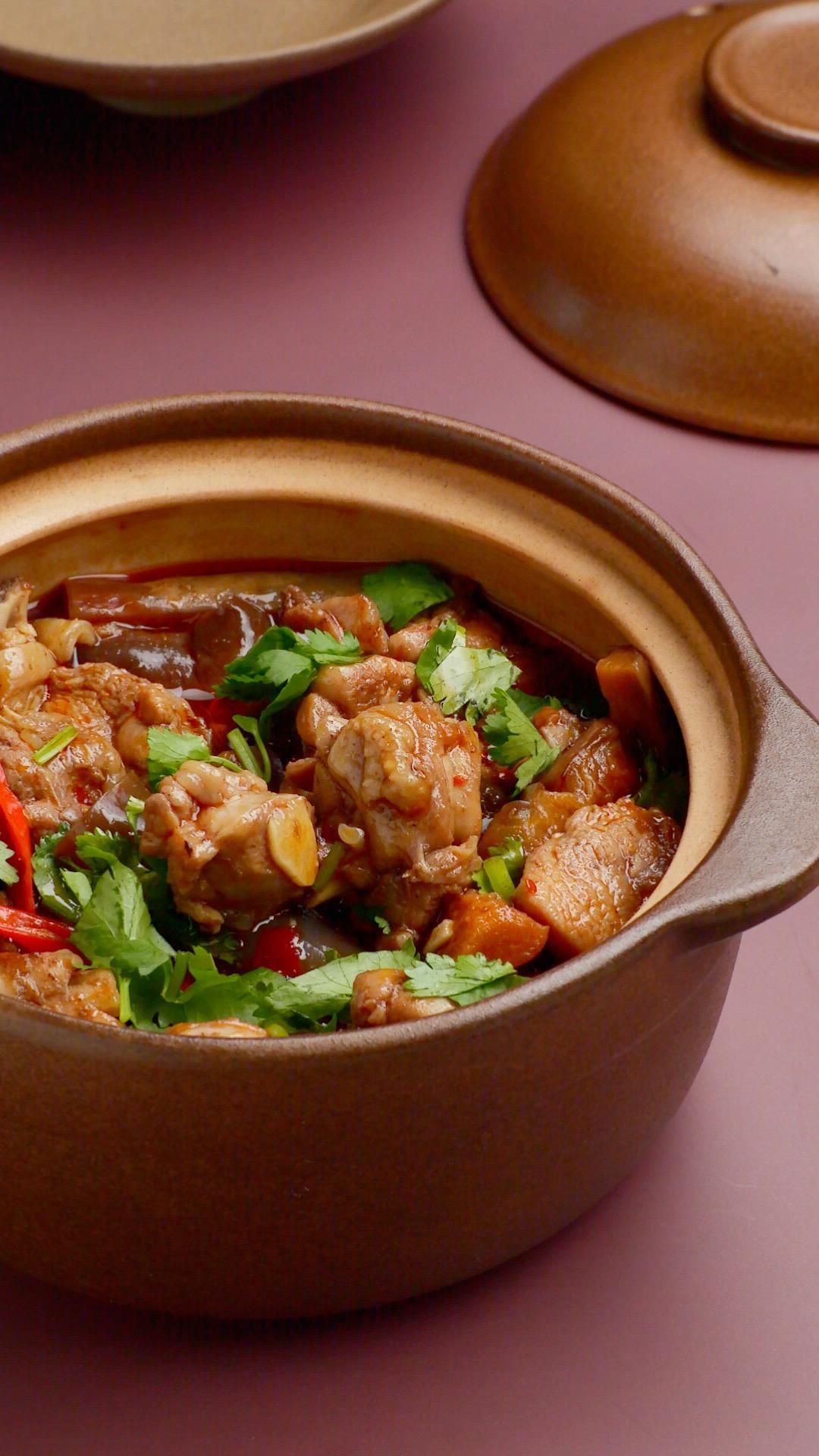 豆瓣鸡肉茄煲的做法