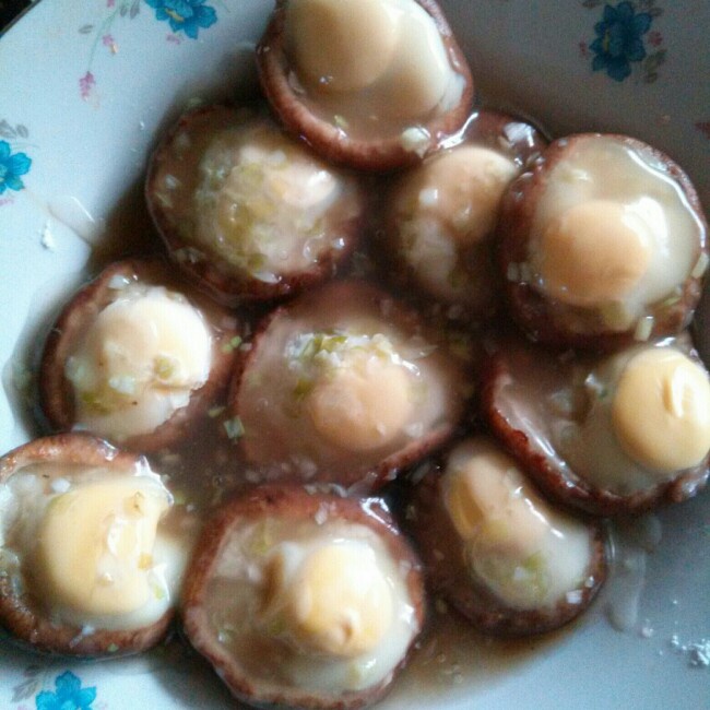 冬菇蒸鹌鹑蛋