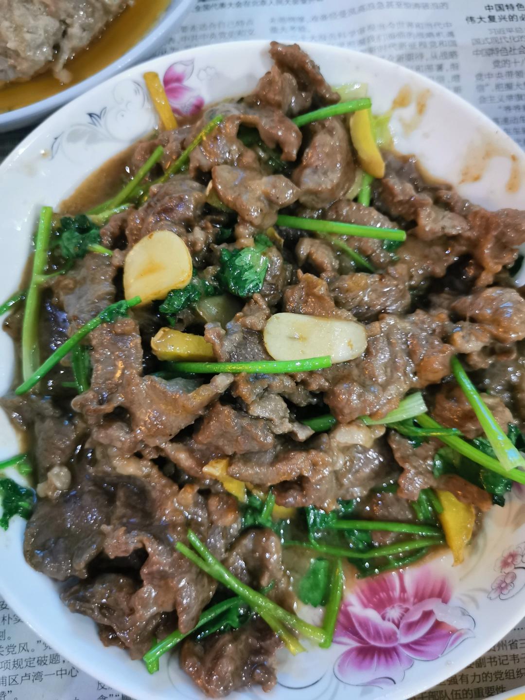 爆炒牛肉