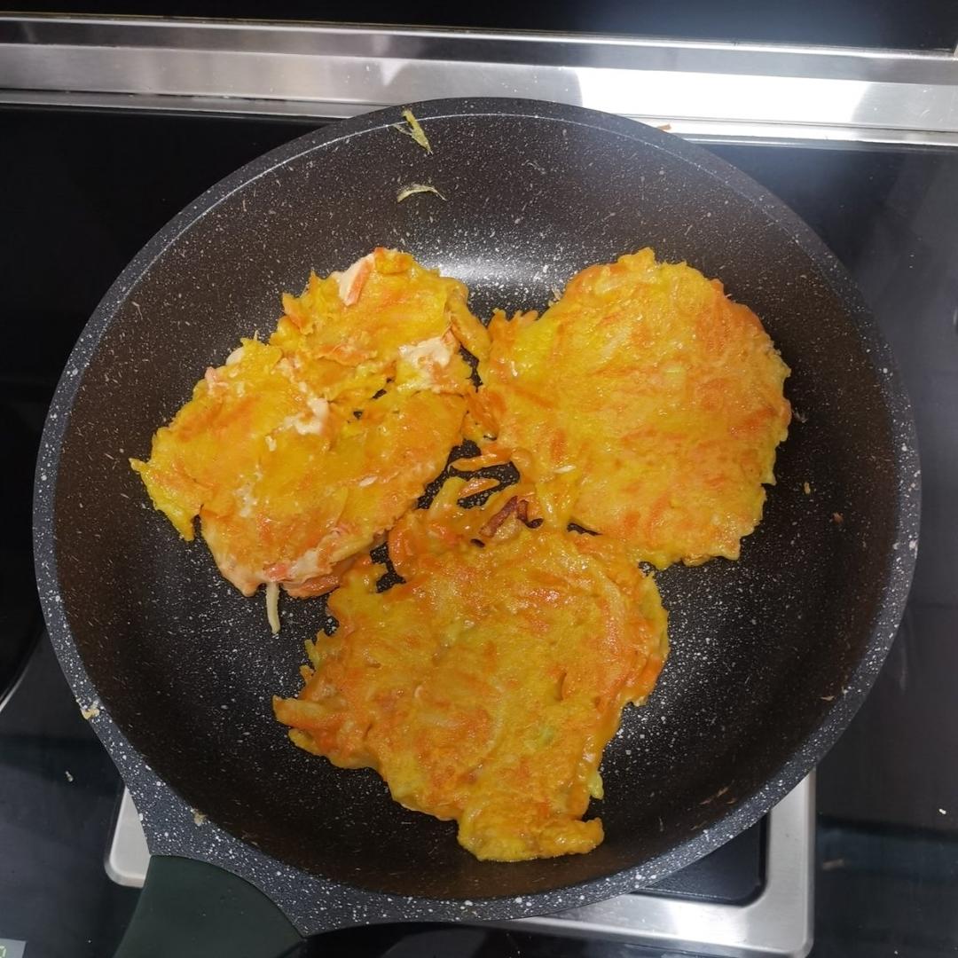 营养早餐 胡萝卜鸡蛋饼